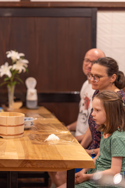 Takayama: Onigiri and miso soup making at a buddhist temple - Getting Oriented at the Temple Entrance