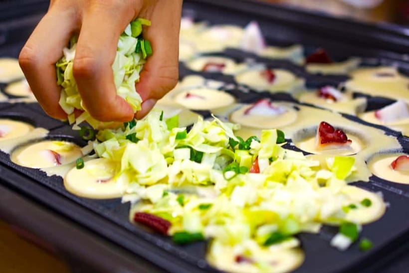 Takoyaki cooking experience in Kabukicho, Shinjuku - Key Points to Know Before You Go