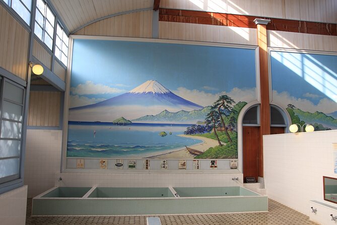 Tattoo-friendly open-air Onsen & drink - Entering the Outdoor Baths: Tokyo Skytree While You Soak
