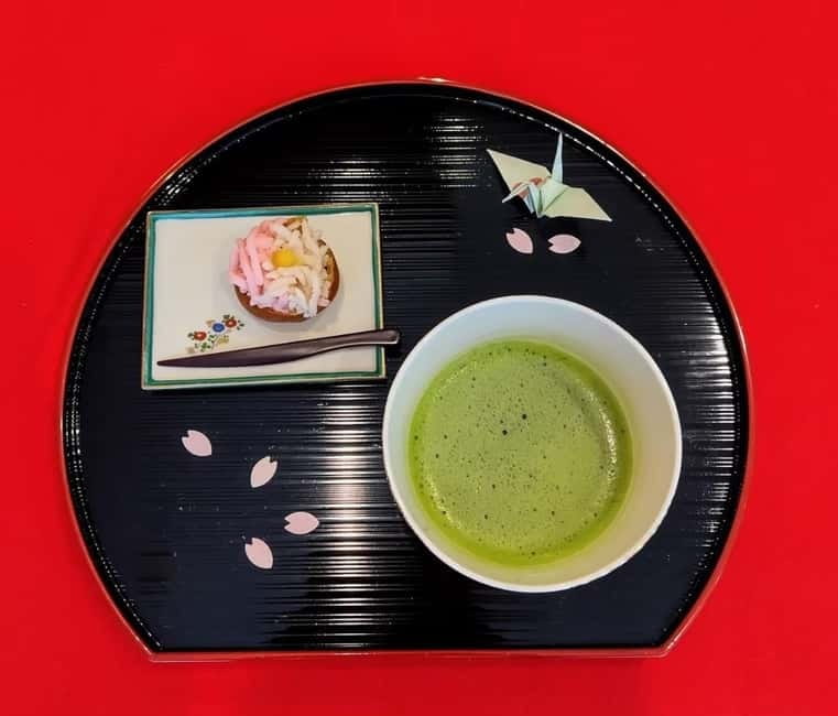 Tea ceremony experience in Japanese-style room 60min - Your 60-minute rhythm: sweets, bowl choice, and the demo flow
