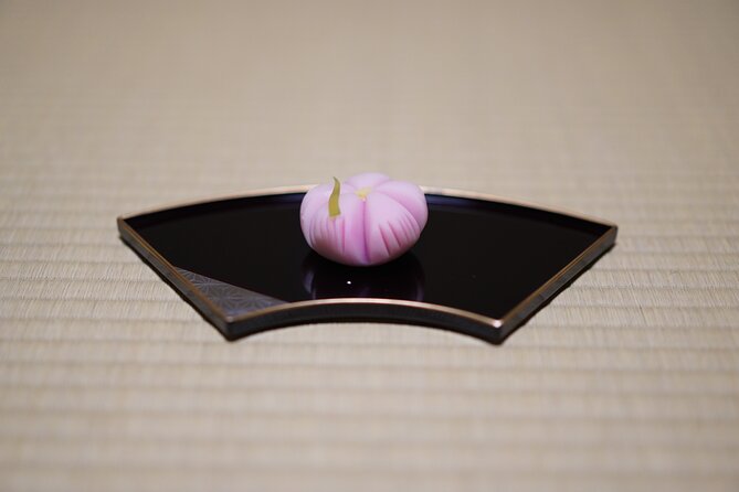 Tea Ceremony Workshop in Tokyo by the Experienced Instrucor - Your Hands-On Usucha Lesson: Making Thin Matcha With Foam