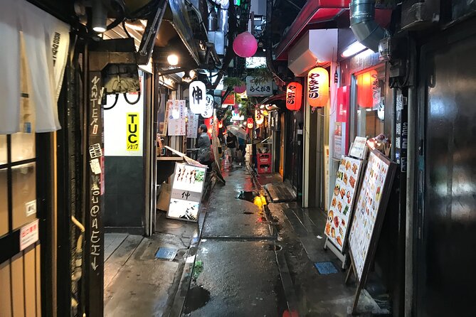 The Dark Side of Tokyo - Night Walking Tour Shinjuku Kabukicho - Food and drinks: how to plan your spending without derailing the tour