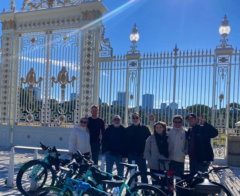 Tokyo: 3-Hour Bike or E-Bike City Highlights Tour - Chidorigafuchi to Akasaka Palace: parks, formal spaces, and calmer pacing