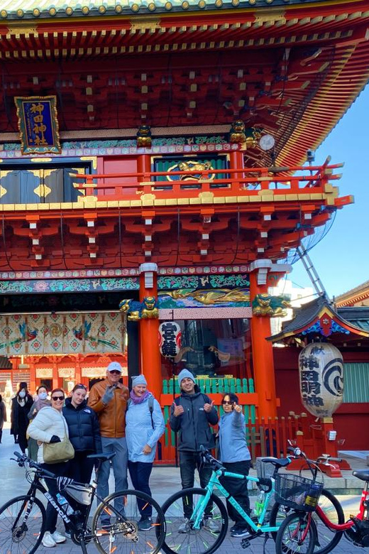 Tokyo: 3-Hour Bike or E-Bike Tour of City's Hidden Gems - Starting at Daimon: Commodore Perry, Zojo-ji, and the palace zone