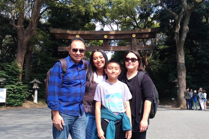 Tokyo 6hr Private Tour with Government-Licensed Guide - Shinjuku Gyoen and the park-garden pairings