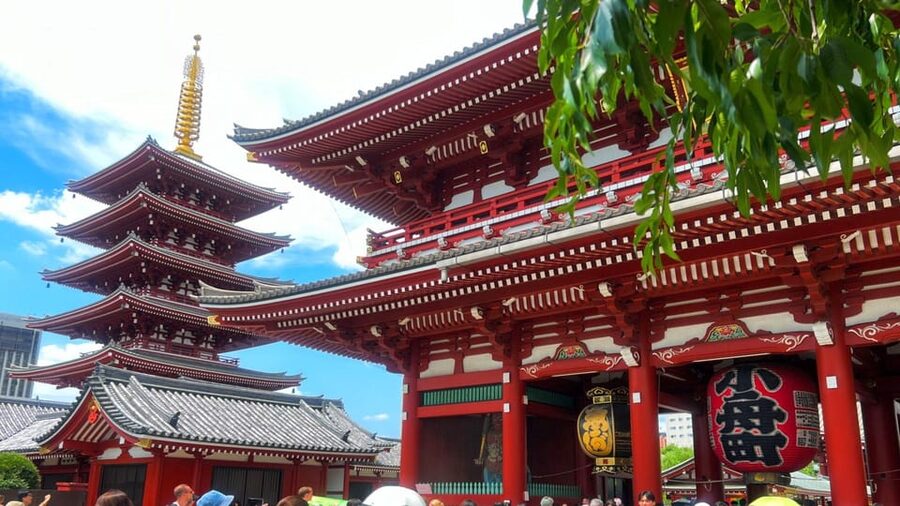 Tokyo: Asakusa and Tokyo’s Oldest Temple Senso-ji Tour - Asakusa in 2 hours: what this tour does well