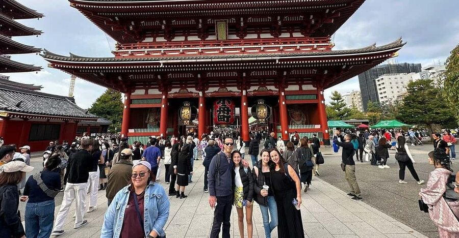 Tokyo Asakusa & Senso-Ji Walking tour With A Guide - Walking Asakusa the right way: Nakamise and Kaminarimon