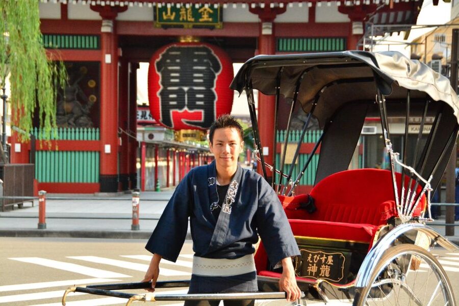 Tokyo: Asakusa Sightseeing Tour by Rickshaw - Finding the rickshaw stand at Asakusa Station exit #1