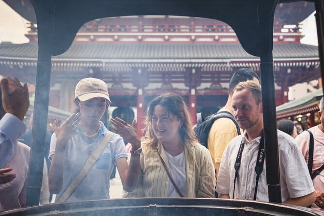 Tokyo: Asakusa Temple & Shrine Walking Tour with Local Guide - Temizu, omikuji, and incense, learning the rituals without fear