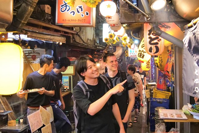 Tokyo Bar Hopping Tour in Shinjuku (All-You-Can-Drink + Dinner) - Photo Moments and Etiquette Support That Save You Headaches