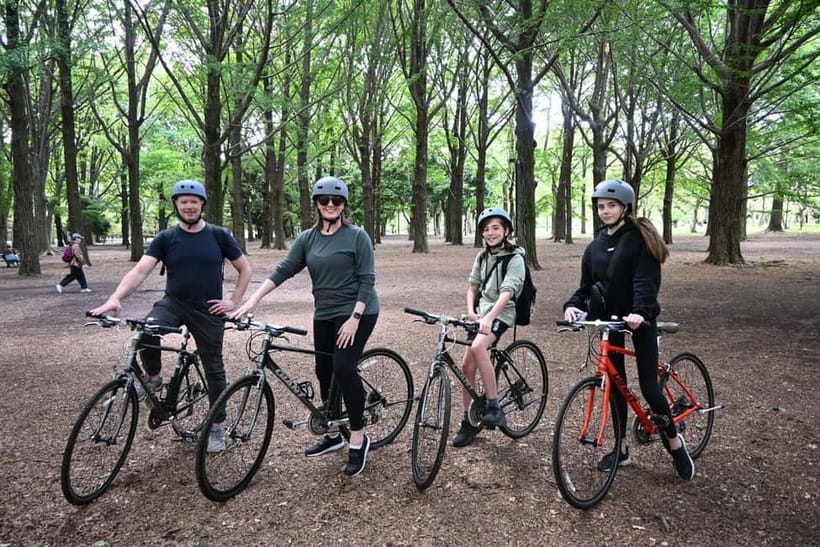 Tokyo Bike Tour: Shibuya, Harajuku & Hidden Gems - Stop by stop: from Yoyogi Park photos to Shibuya Crossing