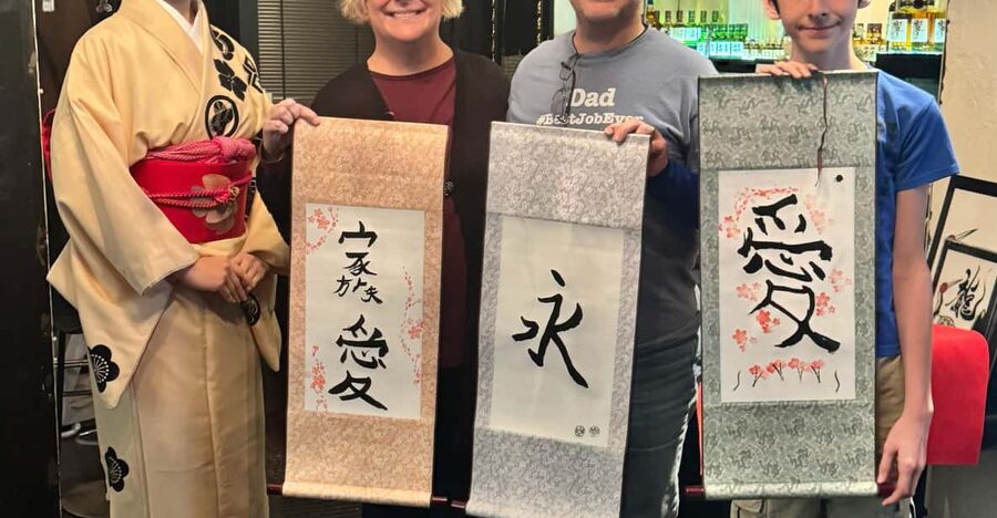 Tokyo: Calligraphy on Kanji Fan & Scroll with Drink - Writing Your Name or Favorite Kanji on a Fan and Hanging Scroll