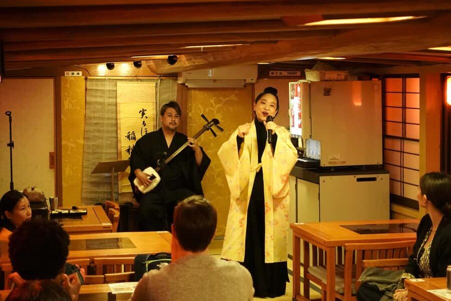Tokyo Dinner Cruise & Tradition Show & Drinks & Tokyo Tower - Why a yakatabune houseboat changes how Tokyo feels