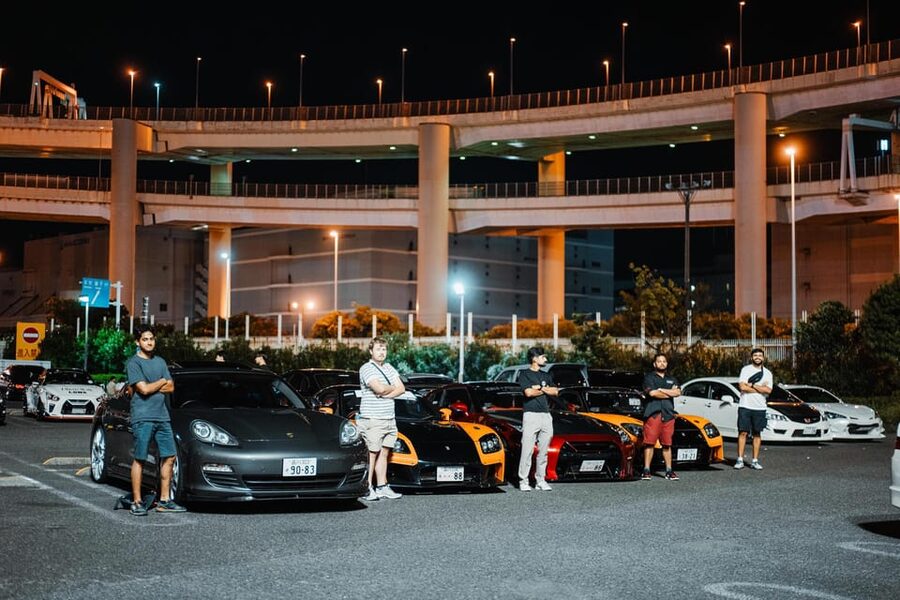 Tokyo Drift: Daikoku PA Supreme Car Experience 大黒PA - What happens if Daikoku gets shut down by police
