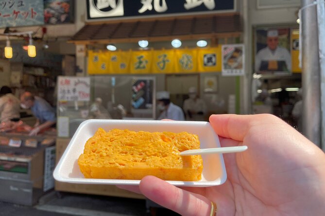 Tokyo Food Tour Taste Fresh Delights at Tsukiji Market - Why the guide changes everything in a crowded market