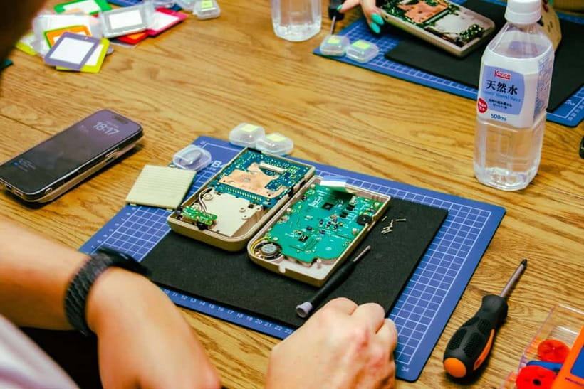 Tokyo: Gameboy Mod Workshop at Akihabara - Value Check: Is $360 Actually Fair?