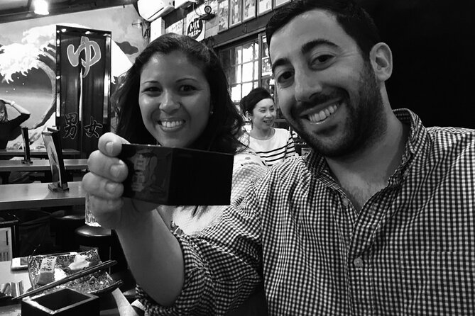 Tokyo Ginza Authentic Food Tour (Izakaya Hopping by local guide) - Stop 1 in Yurakucho: fresh seafood plus sake from across Japan