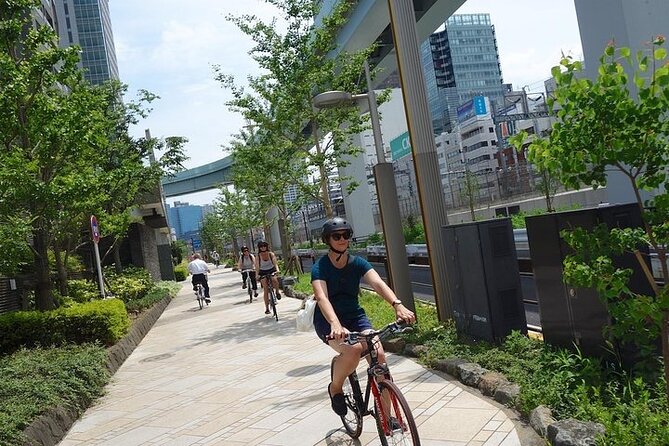 Tokyo Guided Small-Group Biking Tour - Meeting in Shinjuku and Getting Your Bike Ready