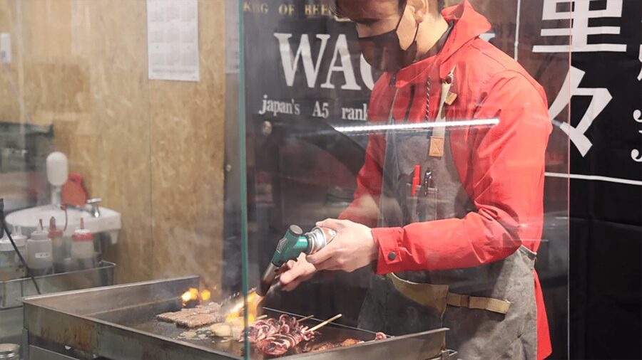 Tokyo: Guided Walking Tour of Tsukiji Market with Lunch - Price and Value for $113 in 165 Minutes