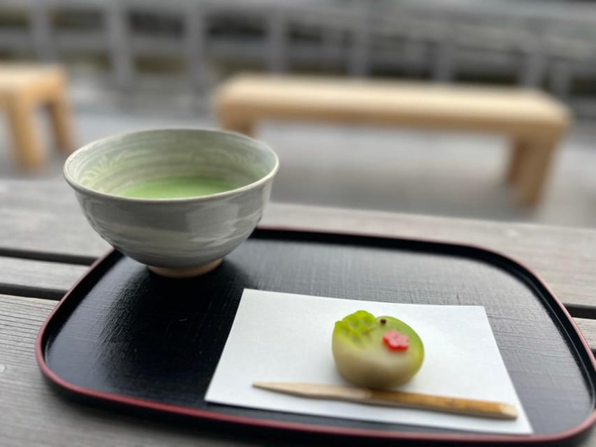 Tokyo: Hama-rikyu Gardens tour with Japanese Tea & Sweets - The 30-minute guided stroll: how you get meaning, not just photos