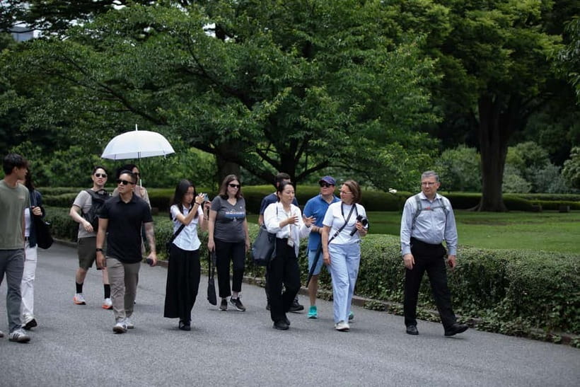 Tokyo: Imperial Palace East Gardens Walking Tour - Guide quality: why so many people rave about the explanations