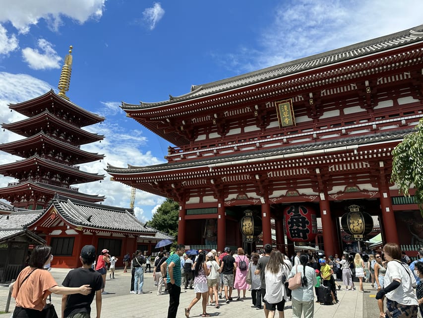 Tokyo: Imperial Palace, Sensō-ji Temple, & Tokyo Tower Tour - Getting Around Without Stress, With One Important Caveat
