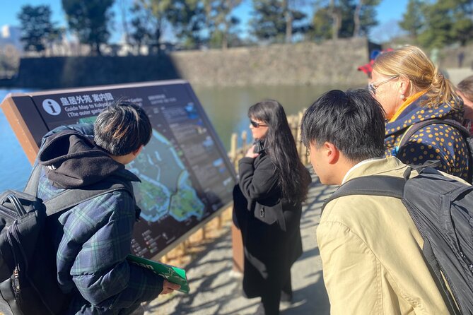 Tokyo Imperial Palace with Kagurazaka Alley Tour - Kagurazaka cobblestones: geisha lanes and old-school alley eating