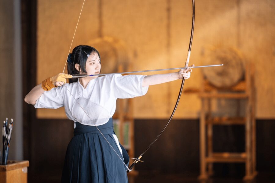 Tokyo: Japanese Archery (Kyudo) Experience - Kyudo in Tokyo, the real deal in an official hall