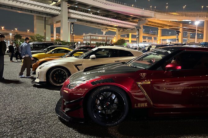 Tokyo JDM Car Meet Experience in Daikoku PA - A-PIT Super Autobacs: where JDM shopping becomes part of the story
