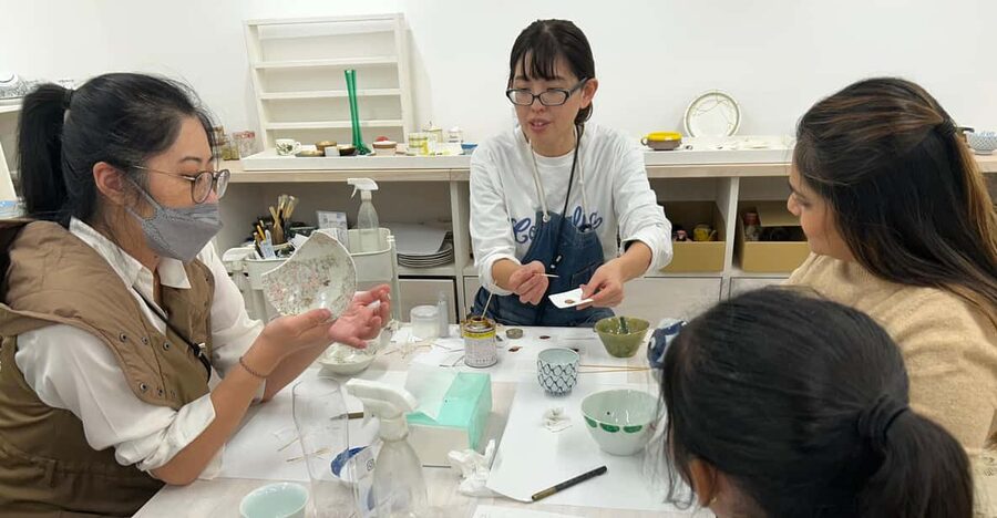 Tokyo: Kintsugi Workshop to Learn the Art of Golden Joinery - Materials, what’s included, and the plate question
