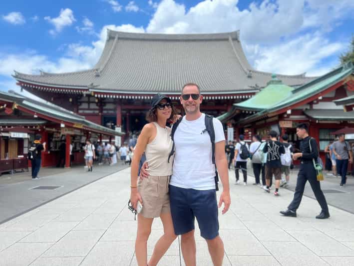 Tokyo: Meiji Jingu Shrine and Shinto Culture Walking Tour - Meiji Jingu Gyoen photo stop: where the calm actually starts