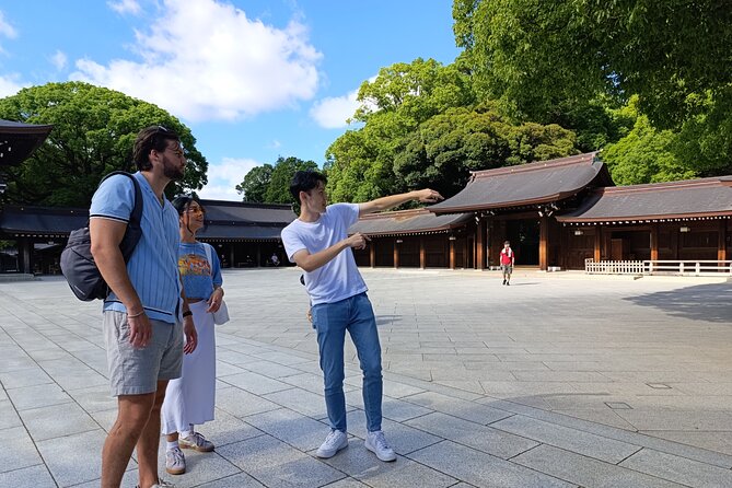 Tokyo: Meiji Shrine and Shinto Culture Walking Tour - Why Meiji Jingu Feels Like a Reset, Not Just a Sight