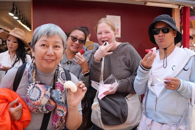 Tokyo Morning Tour : Meiji Shrine, Asakusa and Fish Market - Tsukiji Jogai Market: how the outer market delivers value