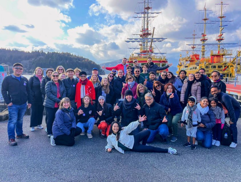 Tokyo: Mt. Fuji 5th Station & Hakone Cruise 1-Day Bus Tour - Lunch With a Fuji View, Plus a Traditional Garden Walk