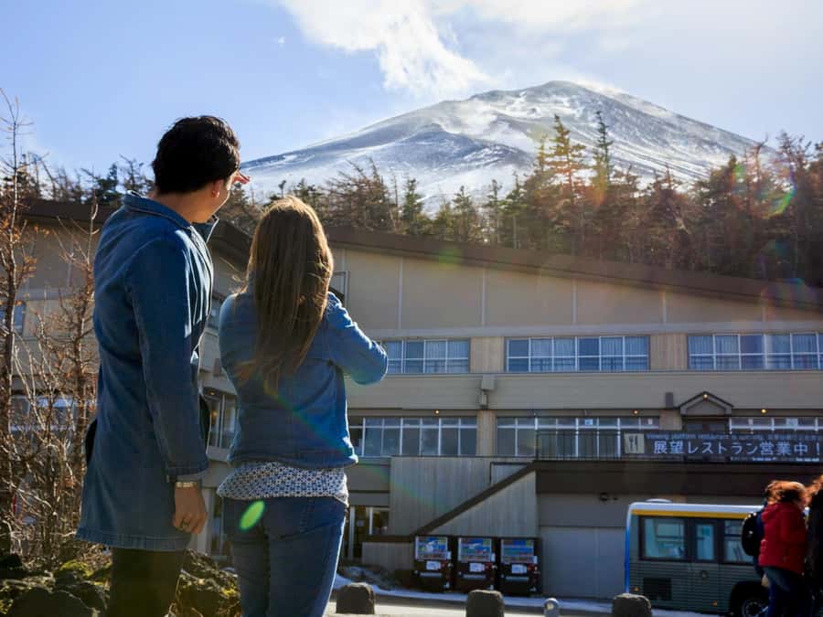 Tokyo: Mt. Fuji 5th Station, Kawaguchiko Tour w/ Cable Car - Getting to Toranomon Hills at 7:50 AM, and why it matters