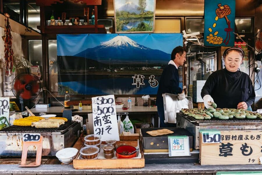 Tokyo: Mt. Fuji, Kamakura, Big Buddha, & Lake Ashi Day Trip - Oshino Hakkai: crystal-clear spring ponds and the easiest place to slow down