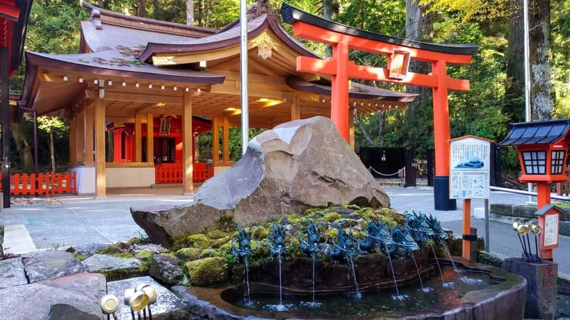 Tokyo: Mt. Fuji Tour, Hakone Ropeway, Owakudani, Lake Ashi - Oshino Hakkai Ponds: Fuji Snowmelt in Eight Clear Pools