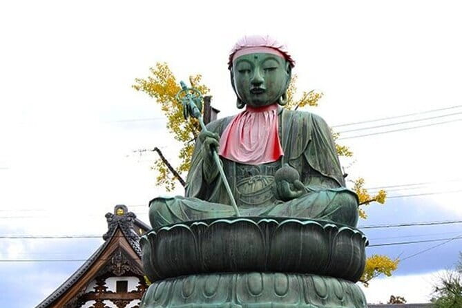 Tokyo Nagano Snow Monkey Park and Zenkoji Temple English driver - Nishimon Yoshinoya sake tasting, a stop that actually teaches
