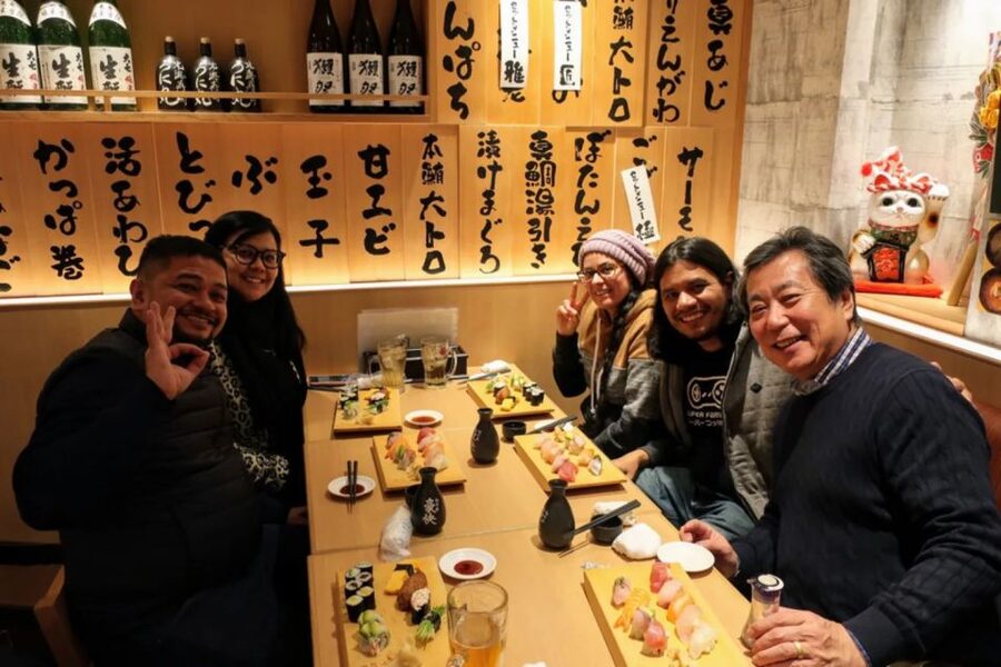 Tokyo: Night Foodie Tour in Shinjuku - Meeting at the Black Pillar, Right by Uniqlo