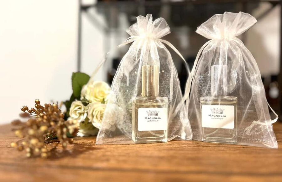 Tokyo Omotesando Original Perfume Making Experience/Workshop - Picking From About 80 Fragrances, Including Japanese Classics