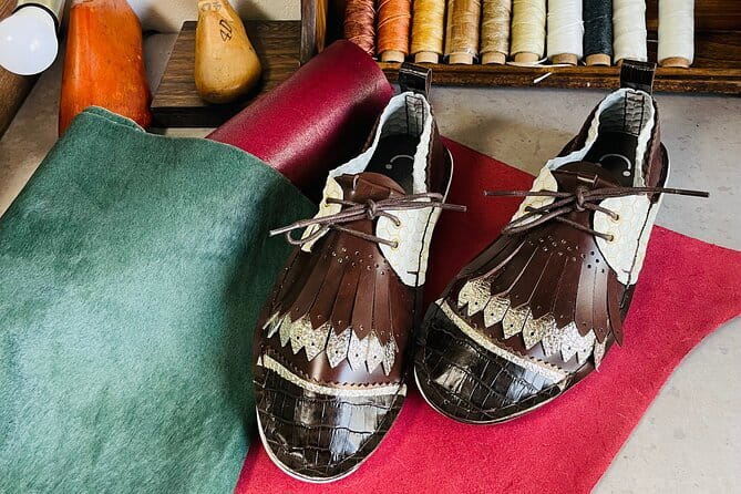 Tokyo Original Shoes Making 1 Day Workshop / Ready made orders - A One-Day Tokyo Workshop That Turns Shopping Into Craft
