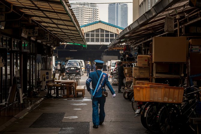 Tokyo Photography Masterclass - Private Photography Lesson - The real lesson: aperture, shutter speed, ISO, and focusing you can use