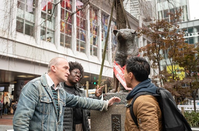 Tokyo Private Full-Day Tour with a Local – Secrets & Highlights - A park stop for museums, ponds, and shrines