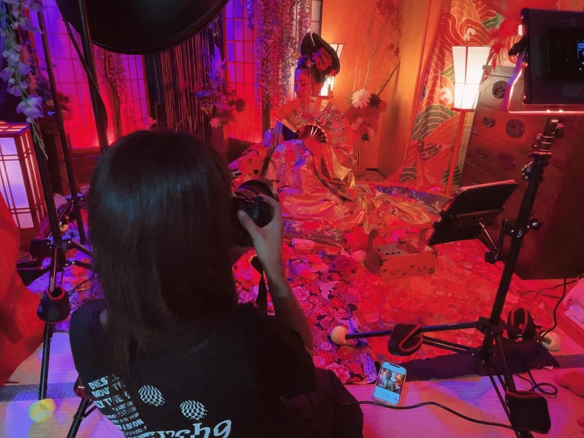 Tokyo: Private Makeover Photography Studio in Luxury Kimono - Price and Value for a Private $227 Session