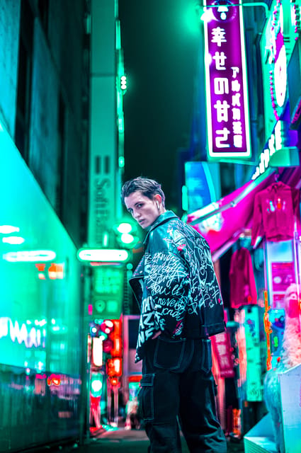 Tokyo Private photo tour with Nightstreet Neon photographer - Neon and cyberpunk night street photography, step by step