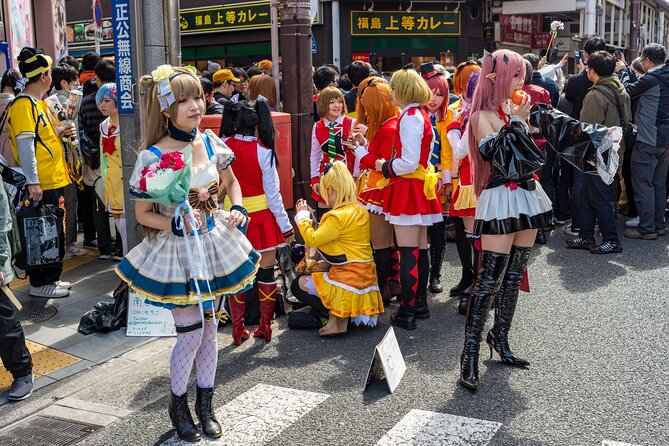 Tokyo Private Sightseeing Tour by Car- English speaking chauffeur - Ginza, Takeshita-dori, and Omotesando, shopping that matches your mood