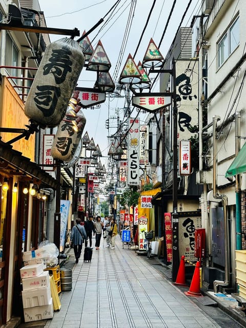 Tokyo: Private Tailored Tour with a Local Guide - Shibuya Crossing and the Hachiko moment