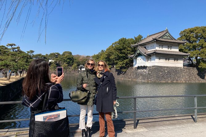 Tokyo Private Tour! Edo Castle & Imperial Palace East Gardens - Security and what to pack for the grounds