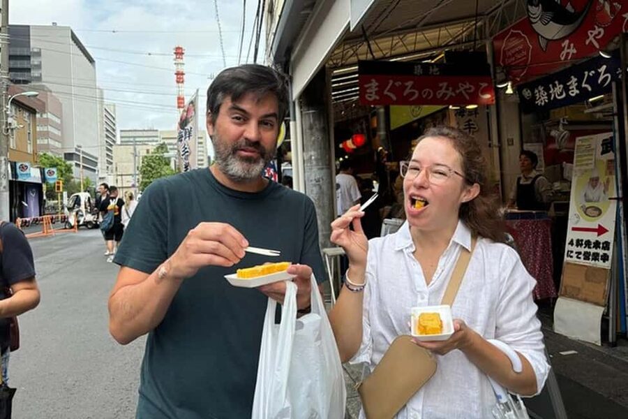 Tokyo: Private Tsukiji Fish Market Tour with 3 food stops - Finish at 築地駅, With Photos Sent After