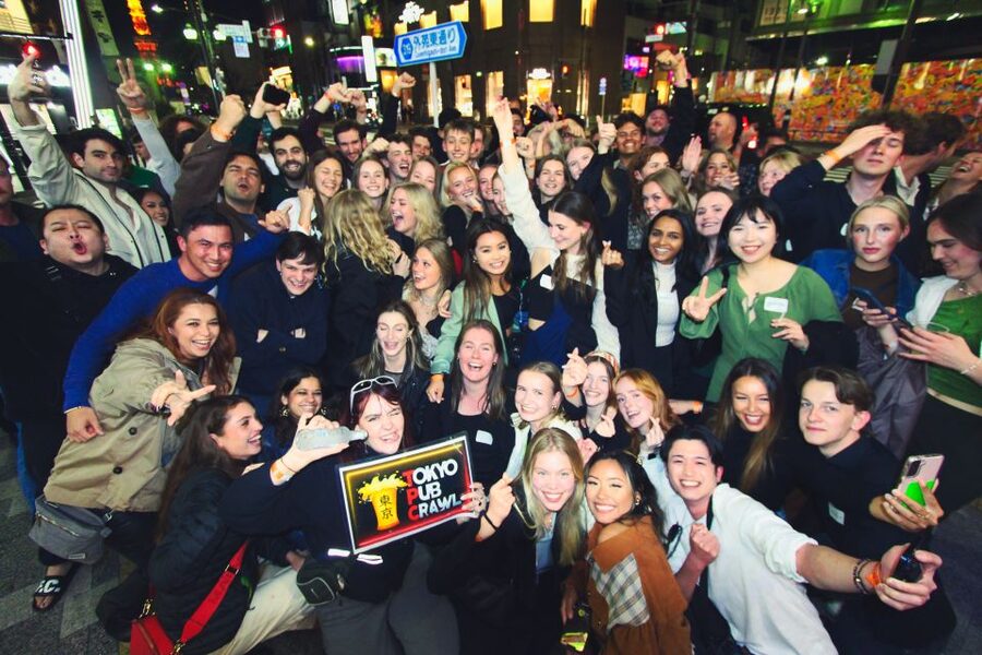 Tokyo: Pub Crawl and Bar Tour - The second and third bars: where the party gets louder and the discounts kick in